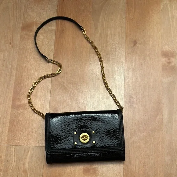 Marc By Marc Jacobs Black and Gold Textured Clutch - Picture 1 of 8